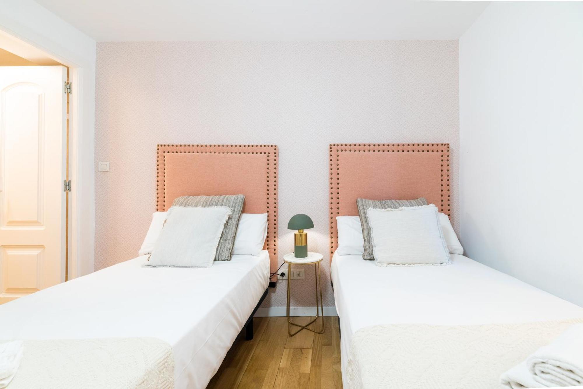 Moderno Apartamento En Granada Centro Eksteriør billede