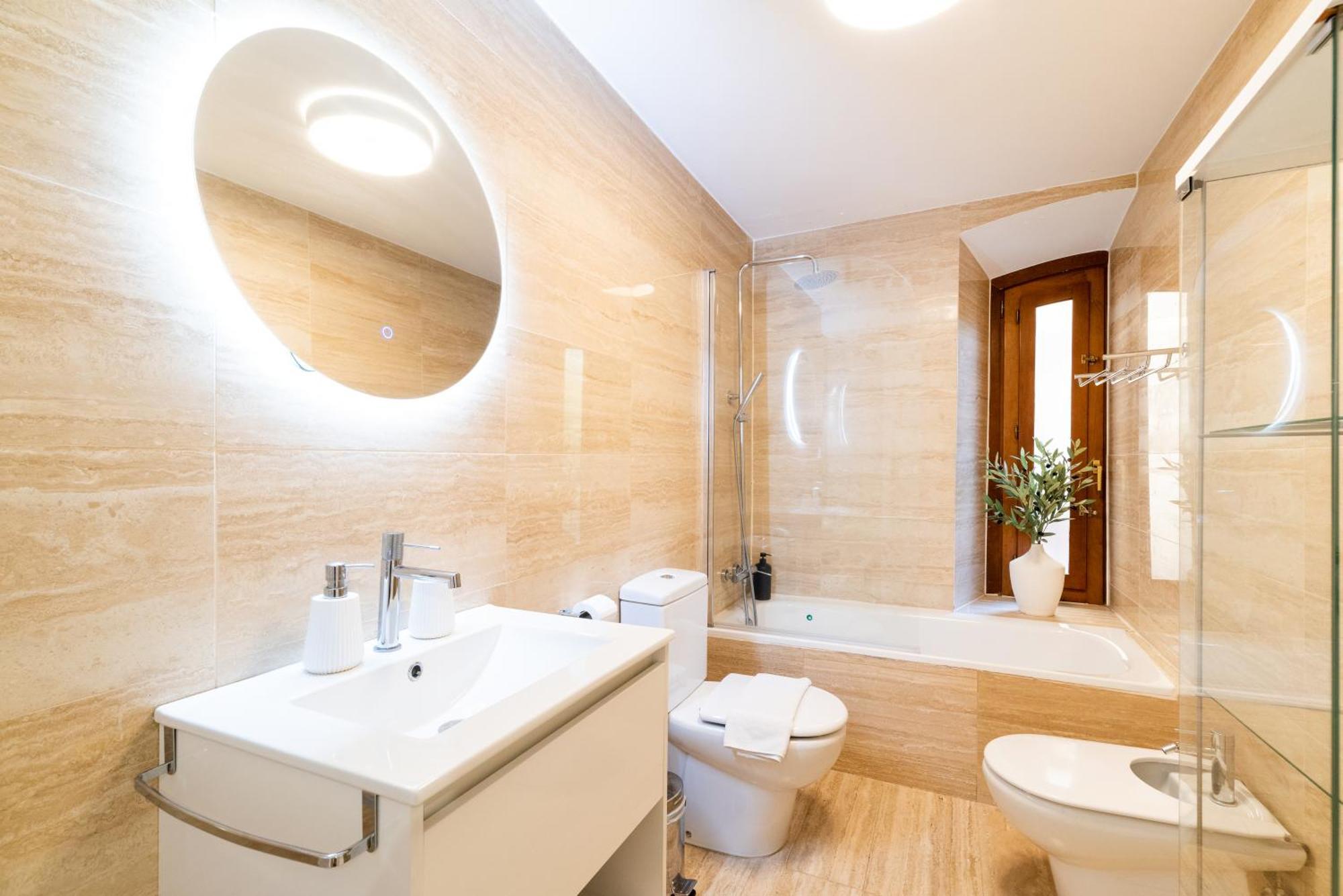 Moderno Apartamento En Granada Centro Eksteriør billede