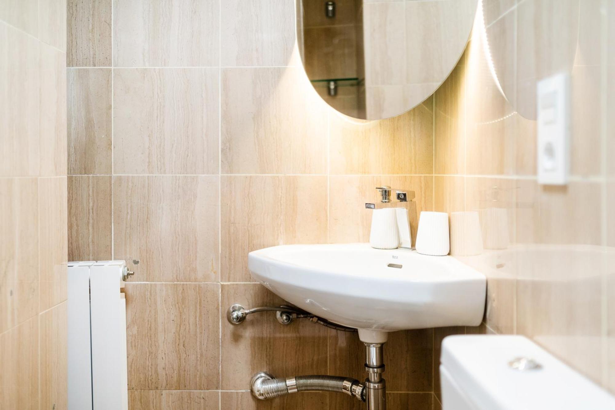 Moderno Apartamento En Granada Centro Eksteriør billede